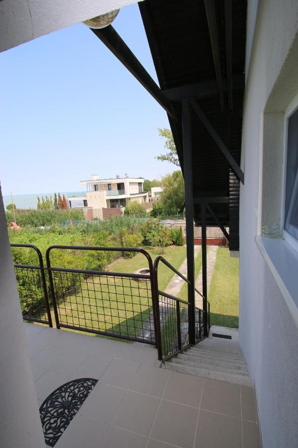 Nefelejcs Villa Zamárdi Екстериор снимка