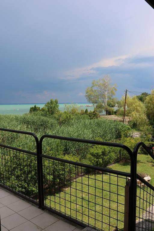 Nefelejcs Villa Zamárdi Екстериор снимка